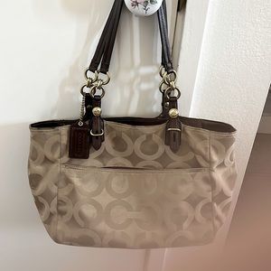 Coach logo canvas shoulder bag